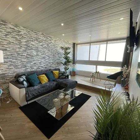 Moderne 2 Pièces Avec Parking à - Fr-1-224c-352 *